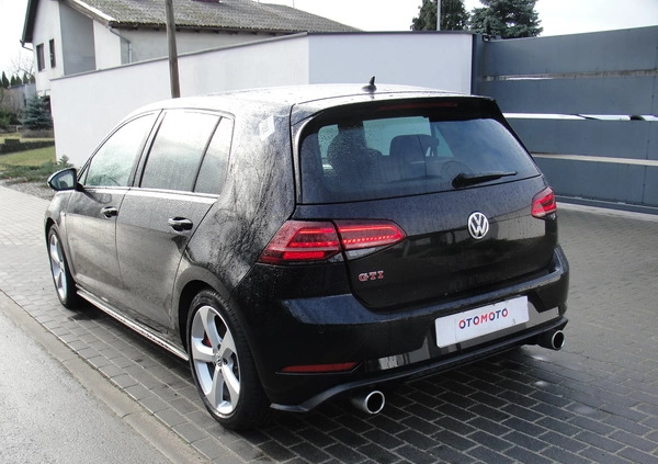 Volkswagen Golf cena 48800 przebieg: 60000, rok produkcji 2019 z Człuchów małe 191